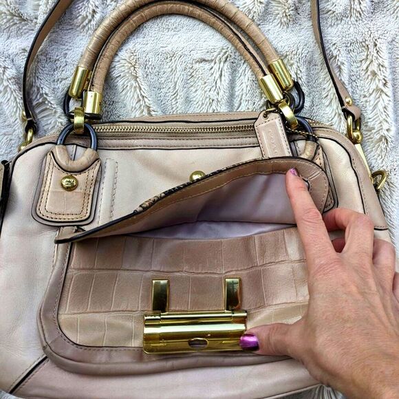 COACH "Kristin" Beige Snake Print Detail Clip Lock Detachable Strap Shoulder Bag - Picture 7 of 16